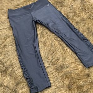 🧜🏽‍♀️O’Neill Capri Leggings🧜🏽‍♀️